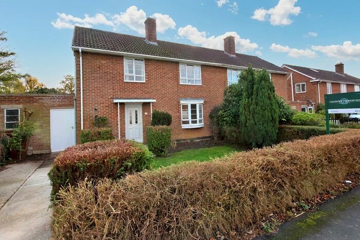 3 Bedroom Semi-Detached House To Rent In Southfields, Letchworth Garden City, SG6