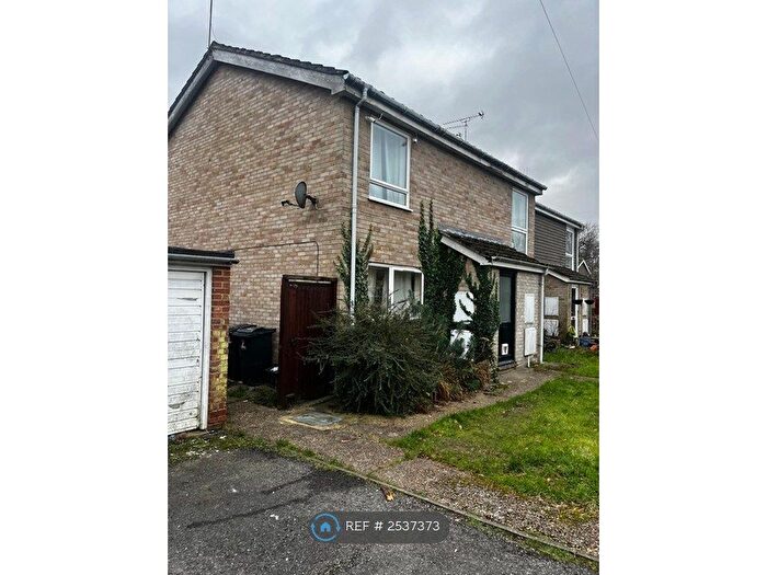 2 Bedroom Flat To Rent In Oxburgh Close, Eastleigh, SO50