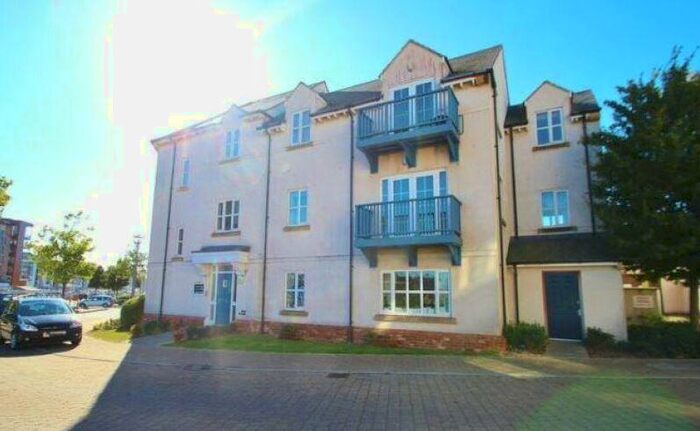 2 Bedroom Apartment To Rent In Lockside, Portishead, BS20