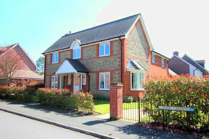 4 Bedroom Detached House To Rent In Kukri Gardens, Church Crookham, Fleet GU52