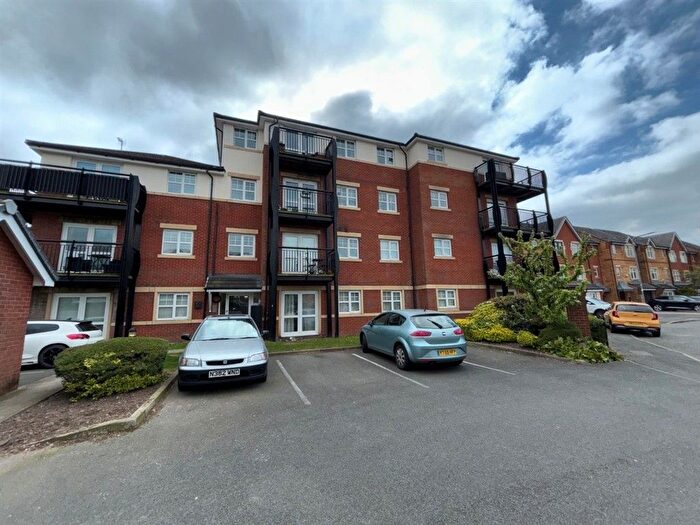 2 Bedroom Flat For Sale In Breccia Gardens, St. Helens, WA9