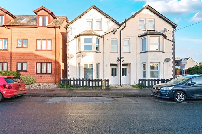 1 Bedroom Flat For Sale In Newbury, Berkshire, RG14