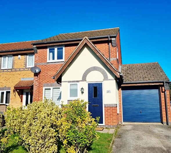 3 Bedroom House To Rent In Chepstow Close, Stevenage, SG1