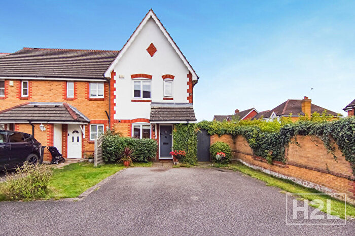 3 Bedroom End Of Terrace House To Rent In Strawberry Fields, Meriden, CV7