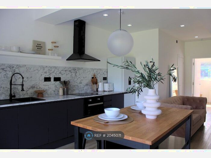 1 Bedroom Flat To Rent In Oxford, Oxford, OX4