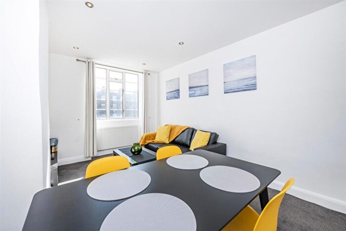 2 Bedroom Flat For Sale In Angel House, N1 - Photo 5