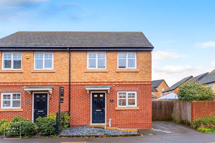 2 Bedroom Semi Detached House For Sale In Knights Close, Atherton, M46