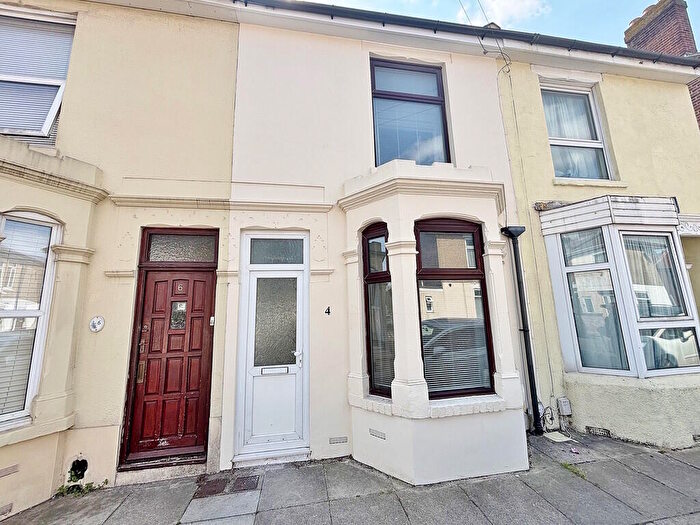 2 Bedroom Terraced House For Sale In Beecham Road, Fratton, PO1