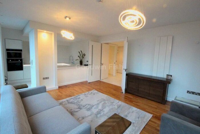 2 Bedroom Apartment To Rent In Leftbank, Manchester, M3