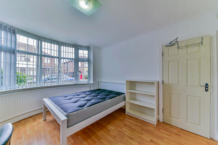 4 Bedroom Detached House To Rent In Westholme Gardens, Westholme Gardens, Nottingham, NG8