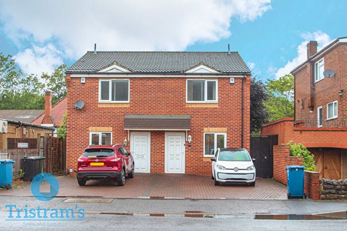 3 Bedroom Semi-Detached House To Rent In Wilford Lane, West Bridgford, Nottingham, NG2