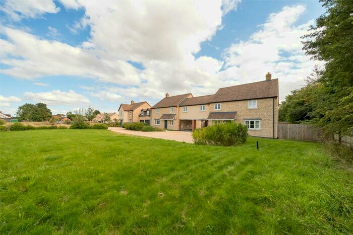 4 Bedroom Semi-Detached House For Sale In Freeland Gate, Freeland, Witney, Oxfordshire, OX29