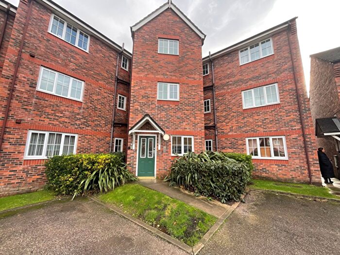2 Bedroom Flat For Sale In Royal Drive, Fulwood, PR2