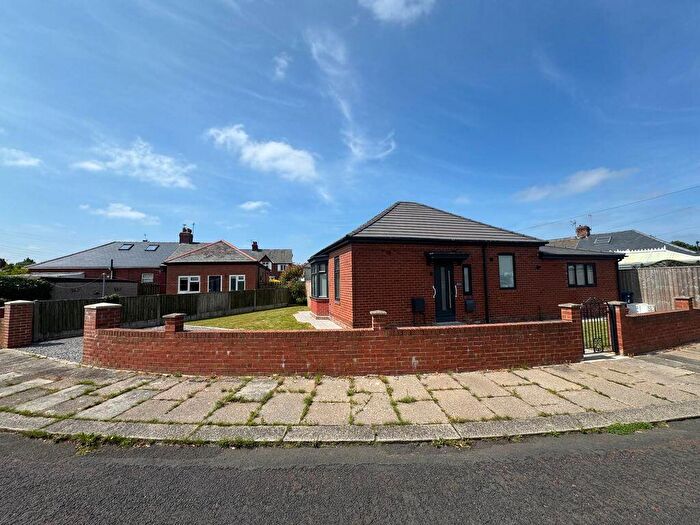3 Bedroom Detached Bungalow For Sale In Elmwood Crescent, Walkerville, NE6