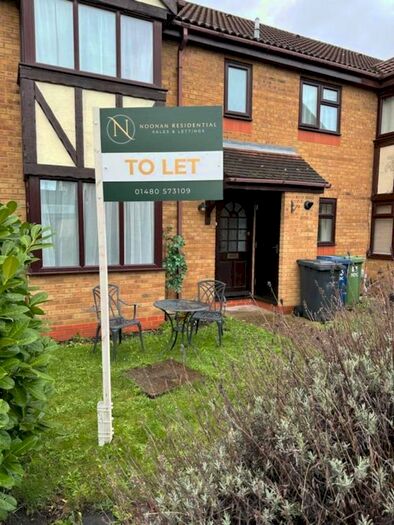 2 Bedroom Town House To Rent In Lindisfarne Close, Eynesbury, PE19