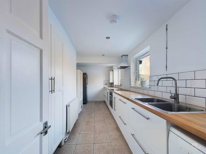 4 Bedroom Property To Rent In Coldean Lane, Brighton, BN1