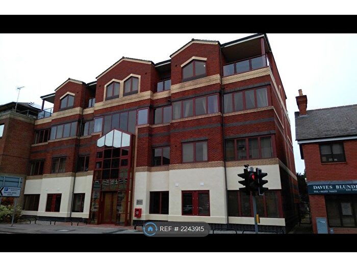 1 Bedroom Flat To Rent In York House, Farnborough, GU14