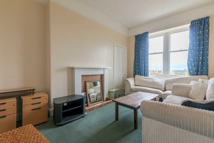 6 Bedroom Flat To Rent In Bruntsfield Place Edinburgh United Kingdom, EH10