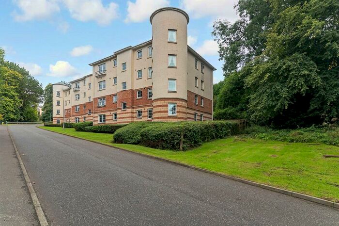 2 Bedroom Flat For Sale In Silver Birch Wynd, Port Glasgow, Inverclyde, PA14