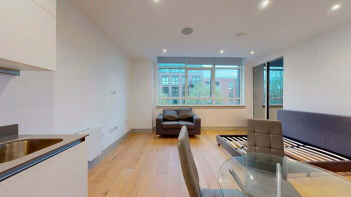 Studio To Rent In Lawrence Road, N15