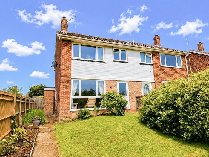 3 Bedroom Semi-Detached House For Sale In Senlac Green, Uckfield, TN22