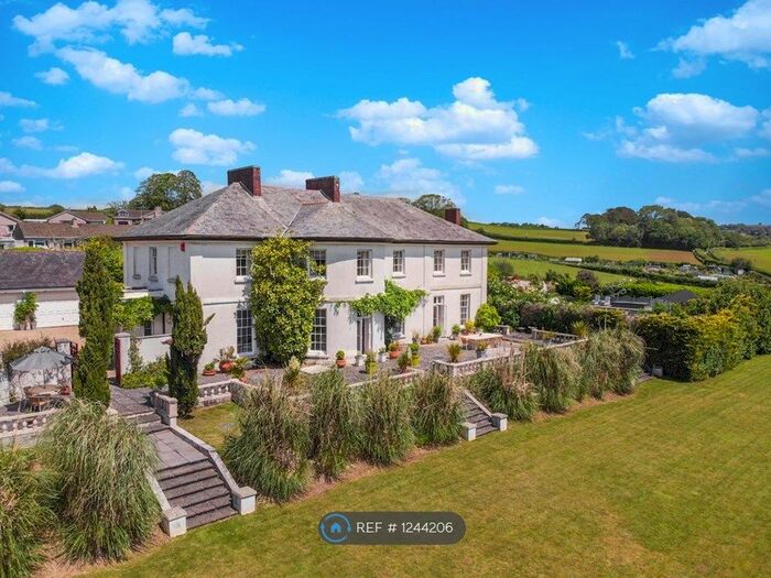 5 Bedroom Detached House To Rent In Market Street, Yealmpton, Plymouth PL8