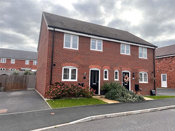 3 Bedroom Semi-Detached House For Sale In Simpson Way, Shrewsbury, Shropshire, SY2