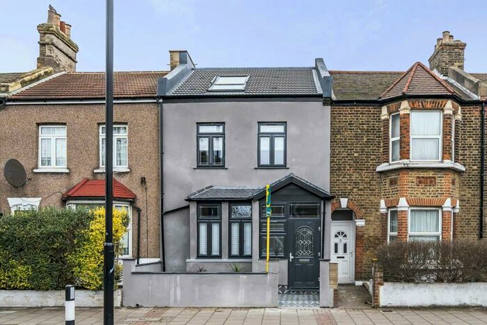 5 Bedroom Terraced House To Rent In Greengate Street, Plaistow, London, E13
