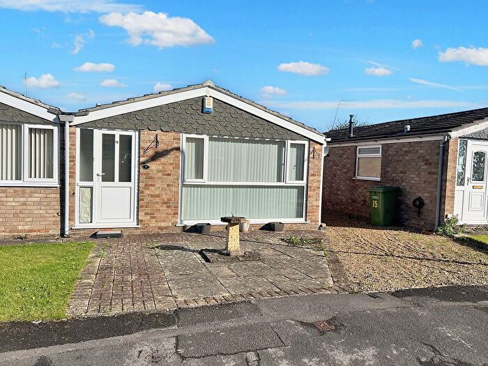 1 Bedroom Bungalow For Sale In Elmwood Close, Stokesley, Middlesbrough, TS9