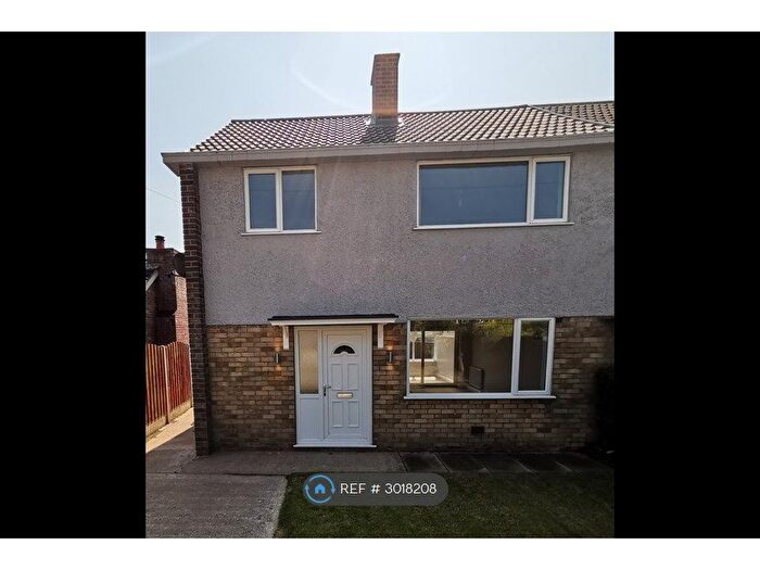 3 Bedroom Semi Detached House To Rent In Bainbridge Rd, Bolsover, S44