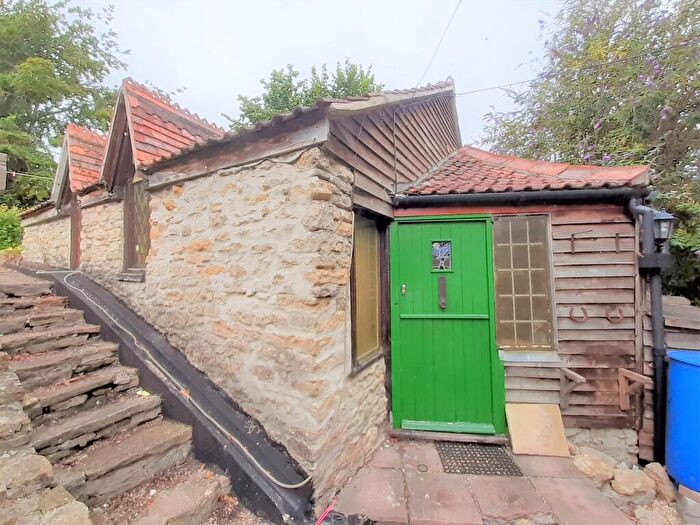 1 Bedroom Detached House For Sale In High Street, Templecombe - No Onward Chain, BA8