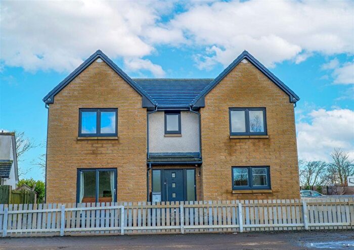 4 Bedroom Detached House For Sale In Greenhill Road, Cleland, Motherwell, ML1