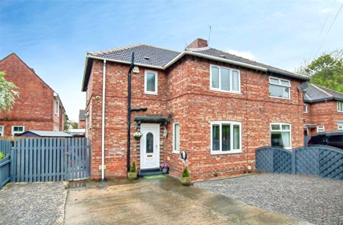 3 Bedroom Semi Detached House For Sale In West Auckland Road, Darlington, DL3