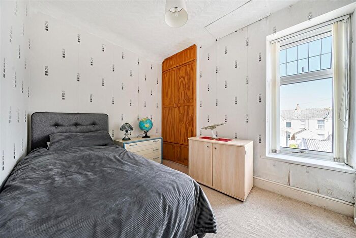 3 Bedroom Terraced House For Sale In Lakefield Place, Llanelli, SA15