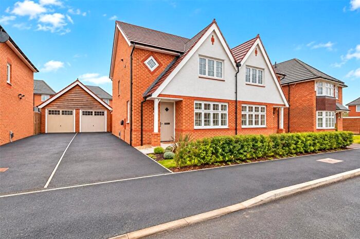 3 Bedroom Semi-Detached House For Sale In Featherman Drive, Little Sutton, Ellesmere Port, CH66