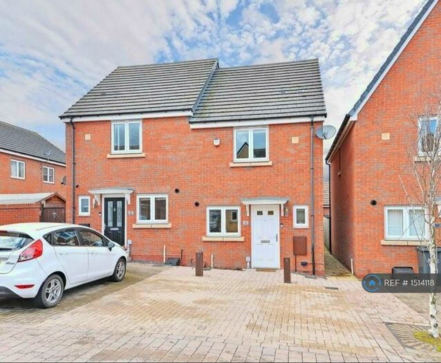 2 Bedroom Semi-Detached House To Rent In The Stables Mews, Marston Green, B37