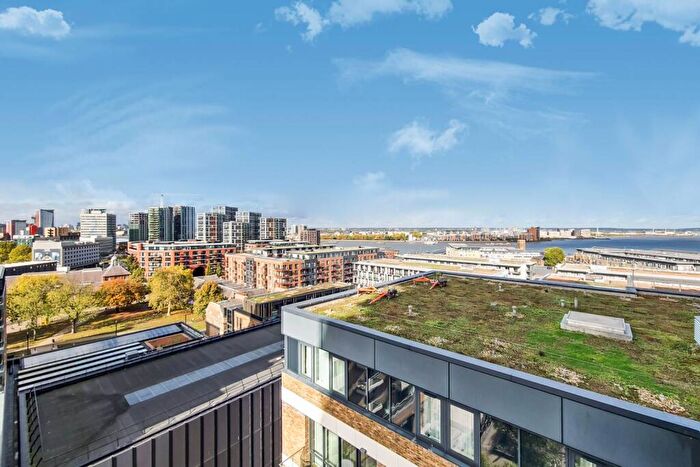 2 Bedroom Flat To Rent In Victory Parade, Woolwich Riverside, London, SE18