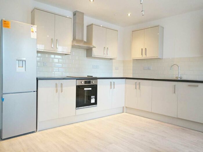 2 Bedroom Apartment To Rent In High Street, Bangor, LL57