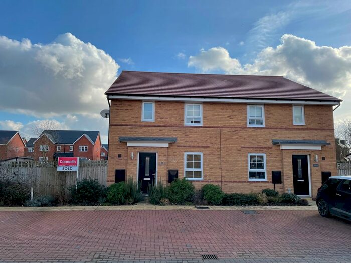 2 Bedroom Property To Rent In Aqua Drive, Hampton Water, Peterborough, PE7