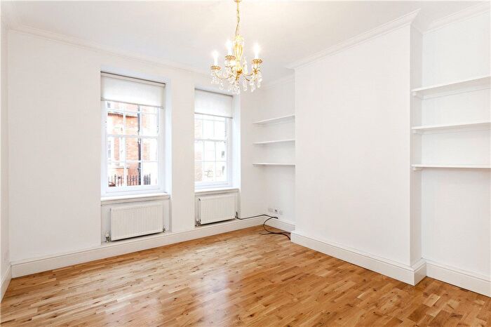 2 Bedroom Flat To Rent In Luxborough Street, Marylebone, W1U