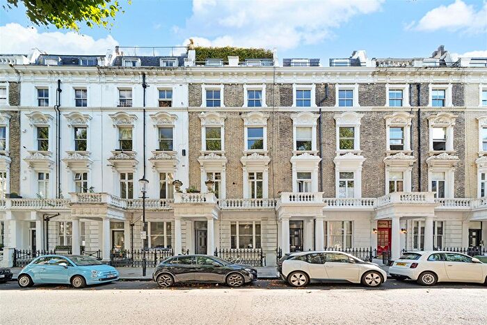 Studio To Rent In Linden Gardens, Notting Hill, W2