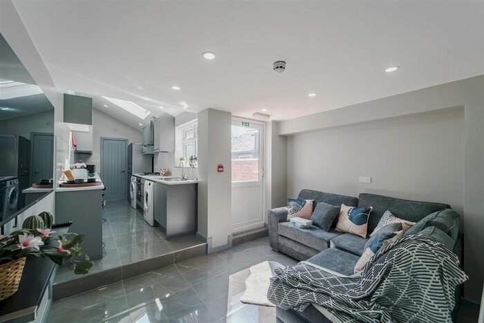 5 Bedroom Terraced House To Rent In David Road, Coventry, CV1