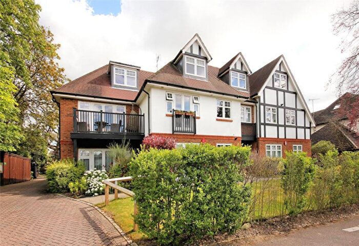 1 Bedroom Apartment To Rent In Woking, Surrey, GU22