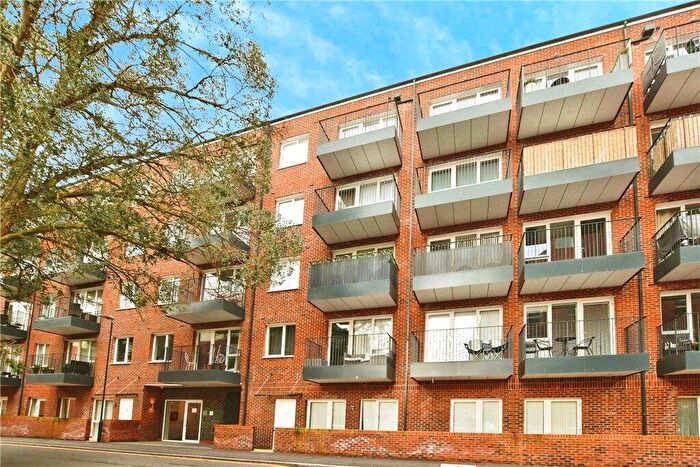 1 Bedroom Apartment For Sale In Morton Peto Road, Bishop's Stortford, Hertfordshire, CM23