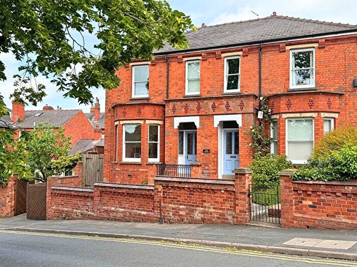 1 Bedroom Flat For Sale In Carline Road, Lincoln, LN1