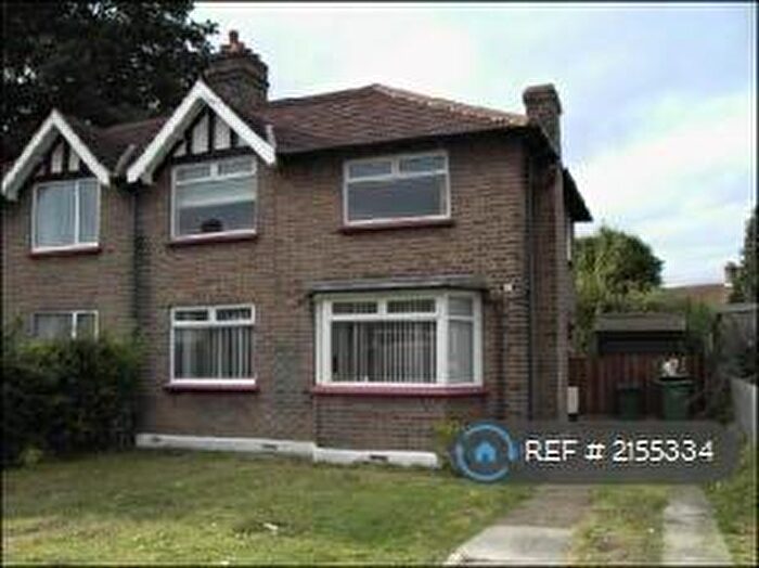 3 Bedroom Semi-Detached House To Rent In Shawbrooke Road, London, SE9