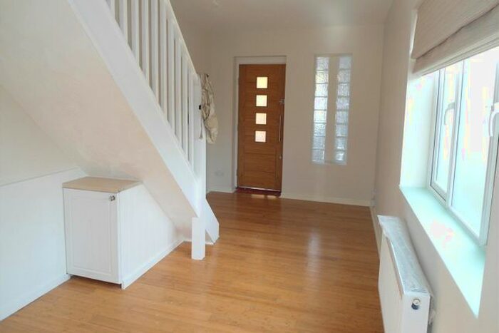 1 Bedroom End Of Terrace House To Rent In St. Leonards Avenue, Chatham, ME4