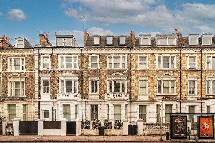 Studio For Sale In Elsham Terrace, West Kensington, W14