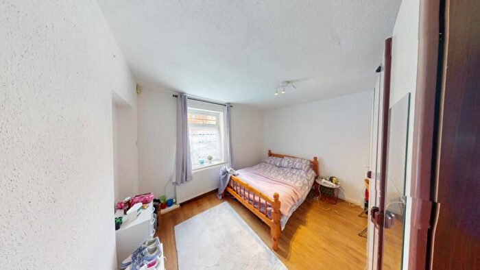 5 Bedroom Semi-Detached House To Rent In Colville Street, Nottingham, NG1