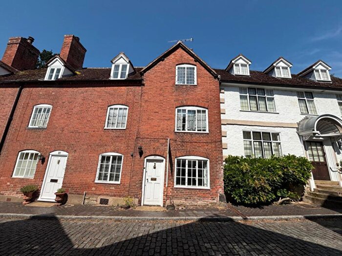 4 Bedroom Terraced House To Rent In Mill Street, Warwick, CV34